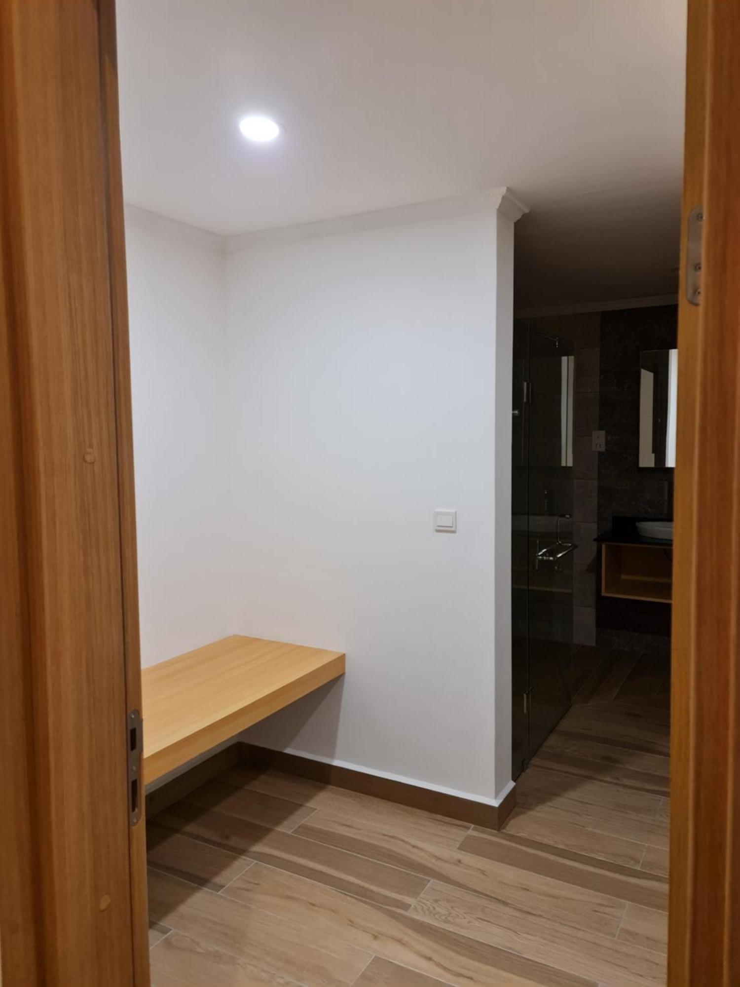 Royale Suites By Arc Royal Luxury Apts อองซ์รอแยล ภายนอก รูปภาพ